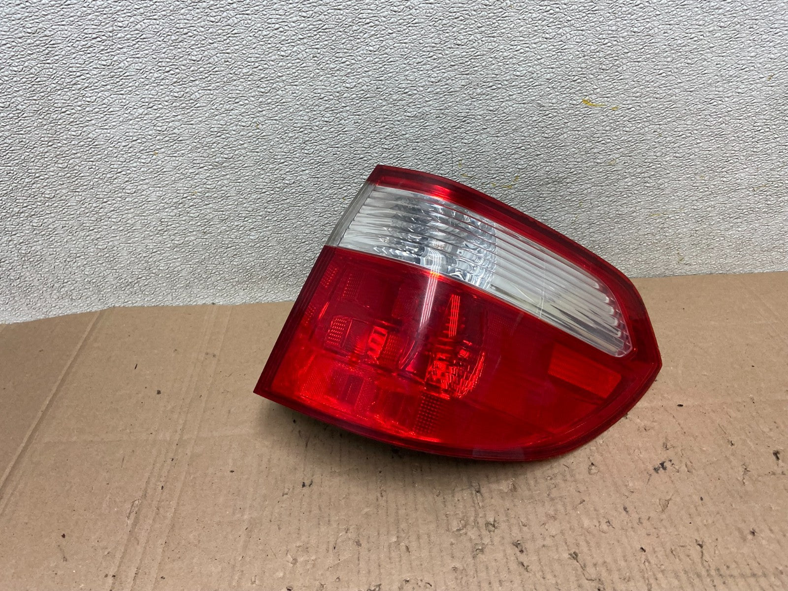 2005 2006 2007 Honda Odyssey Right Passenger RH Side Tail Light Oem Y0103 DW0