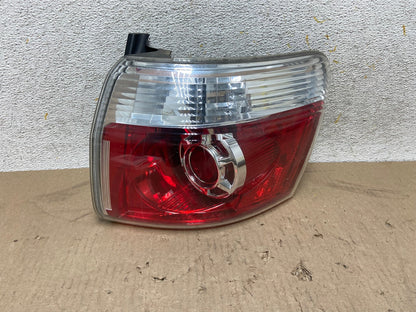 2007 to 2012 GMC Acadia Halogen Tail Light Right Passenger RH Side AH7679 LK0