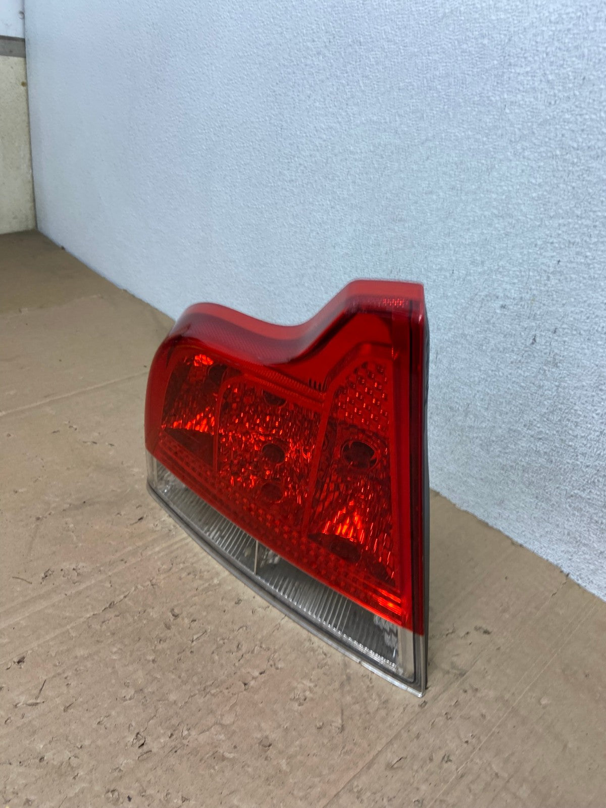 2005 to 2009 Volvo S60 Left Driver Side Tail Light AE9387 LK1