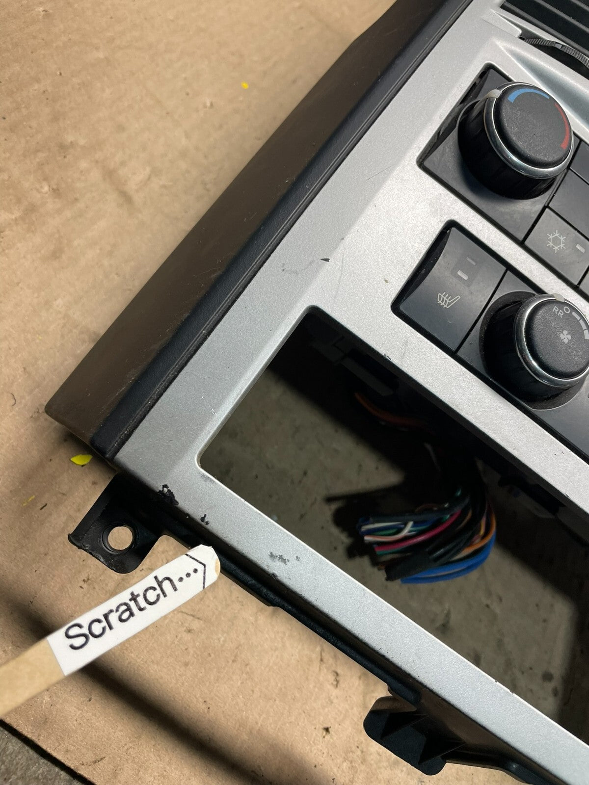 2008-2010 Dodge Grand Caravan Radio Bezel Climate Control Heat AC Heater E14396