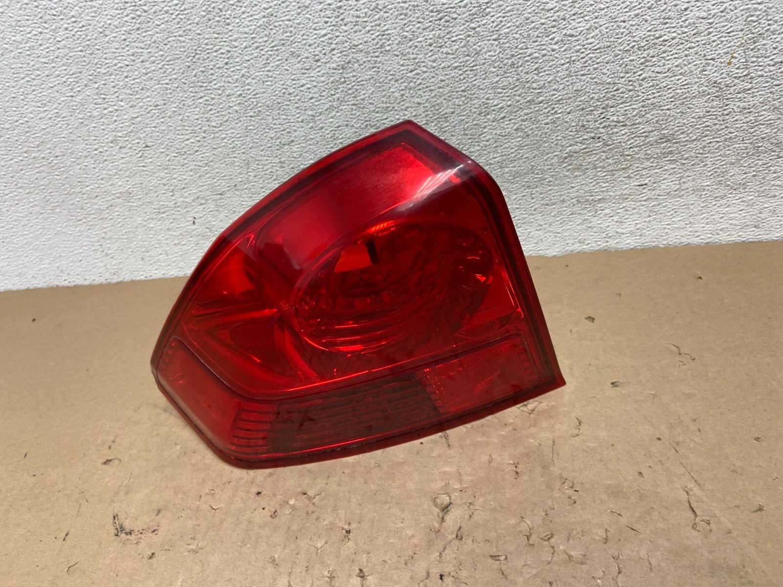 2001 2002 2003 Honda Civic Sedan Left Driver Lh Tail Light AG43390