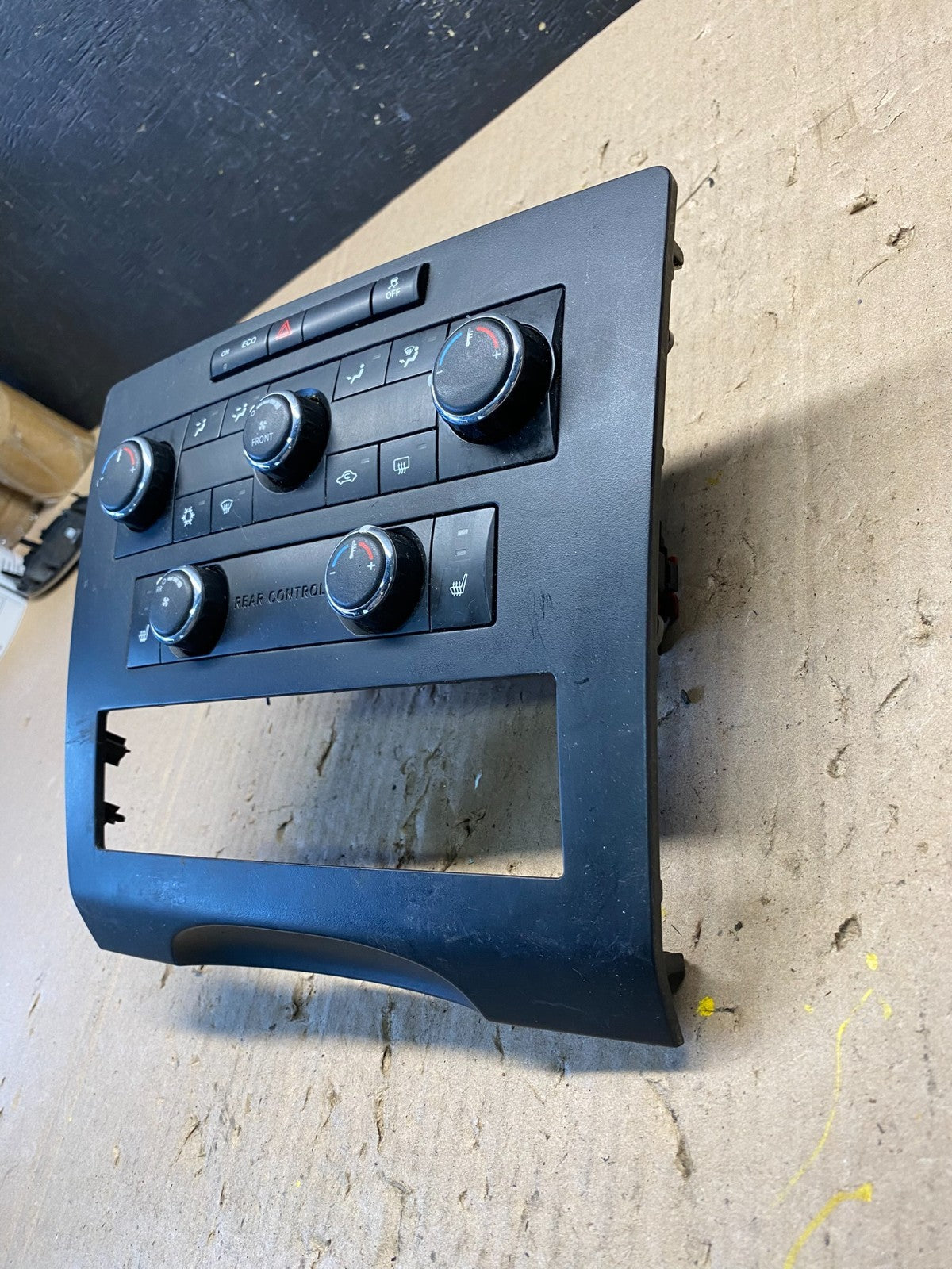 2009 2010 2011 Volkswagen Routan Ac Heater Climate Control P55111869ad R8955 DG2