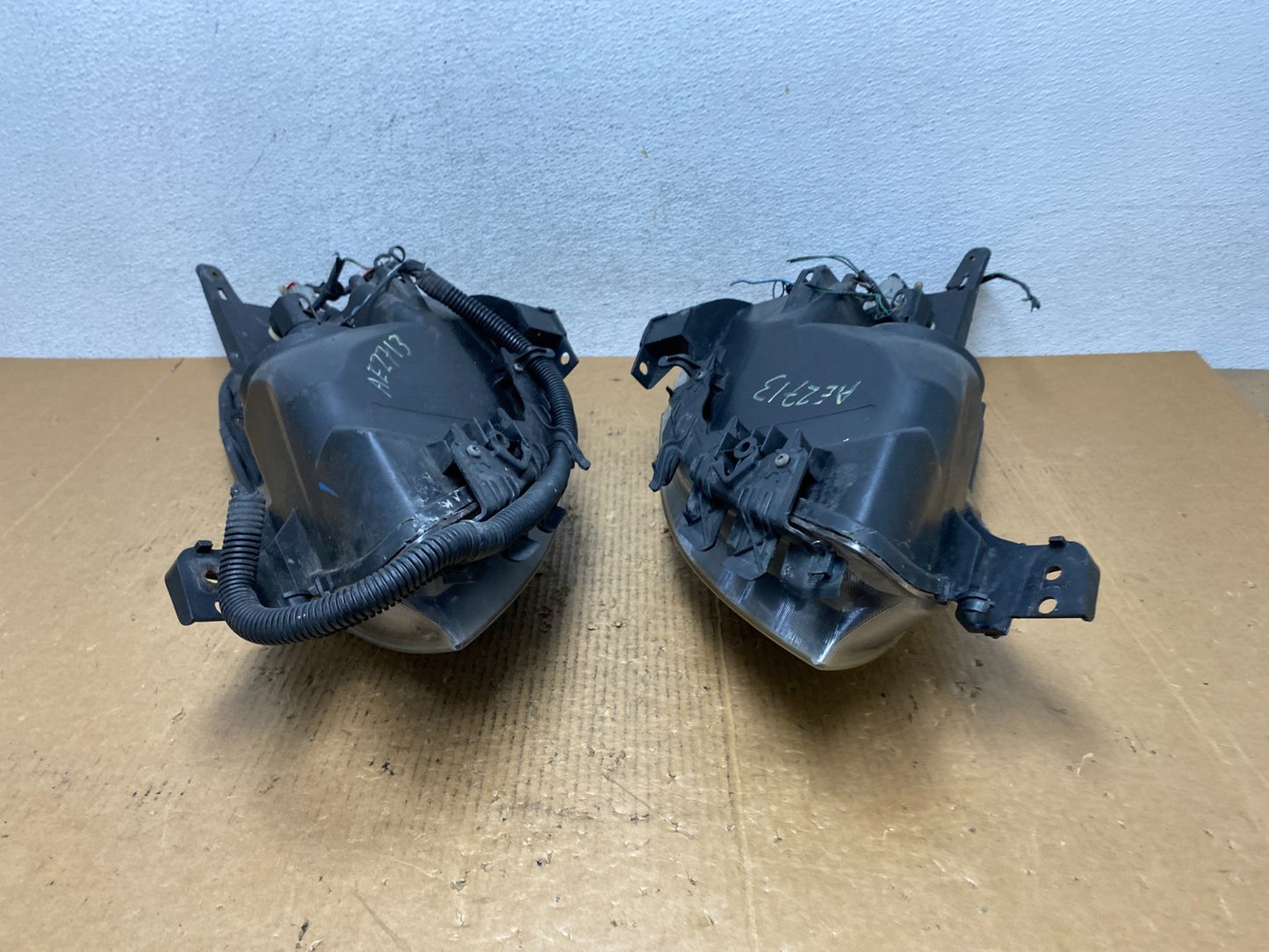 Sedan 2007 2008 2009 Nissan Altima Left+Right Set Headlights AE2713 DW10