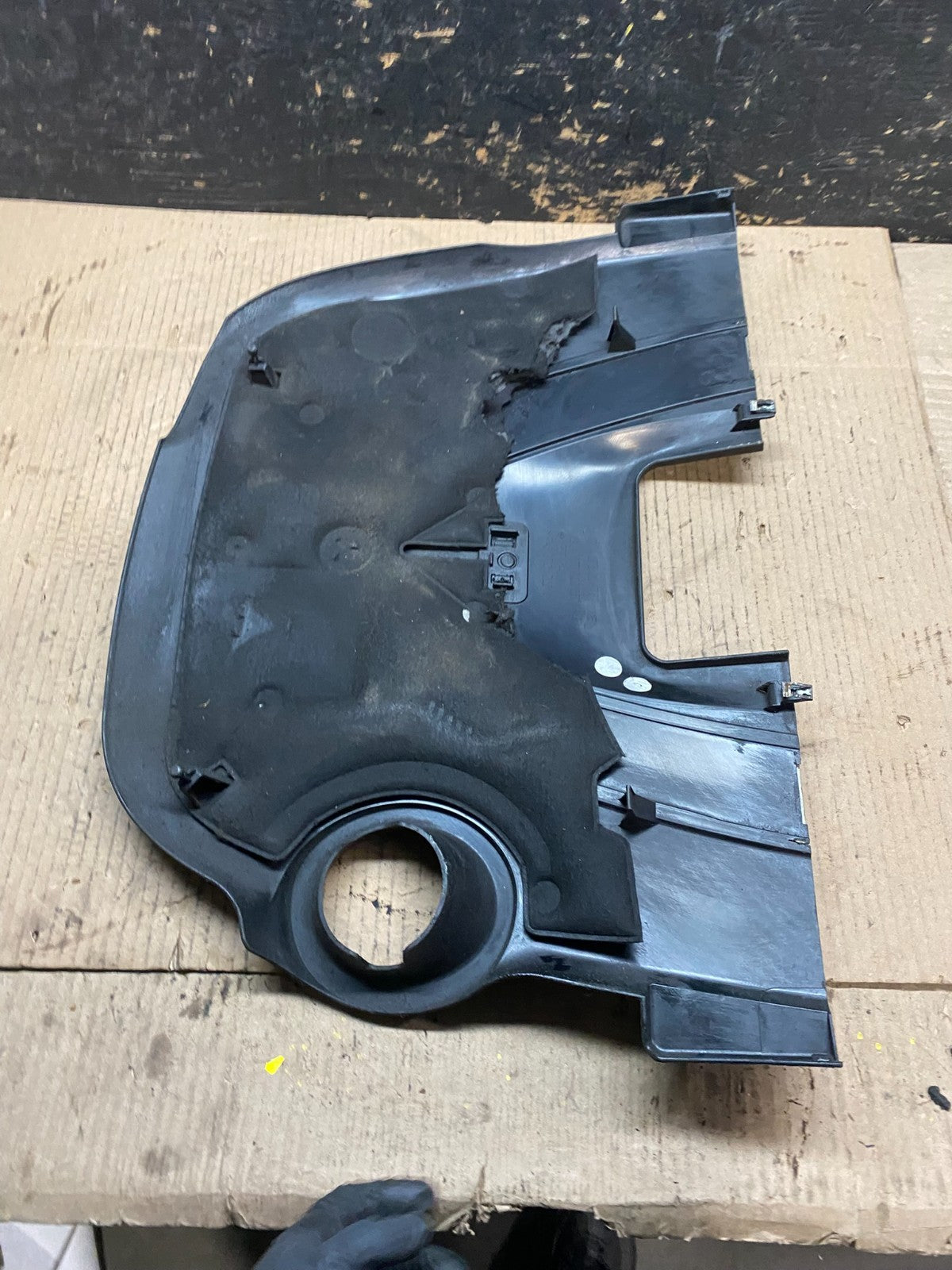 2007 to 2009 Mercedes-Benz E350 Engine Air Intake Cover Cleaner Box OEM W5621 DG7
