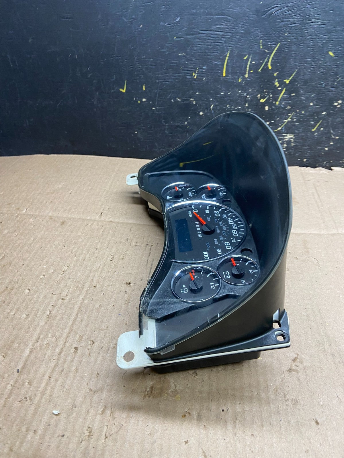 2013 to 2017 Chevrolet Express Speedometer Cluster Gauge OEM  Y2495 DG2