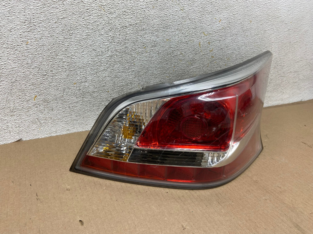 2013 2014 2015 Nissan Altima Right Passenger RH Side Tail Light AH4366 LK1
