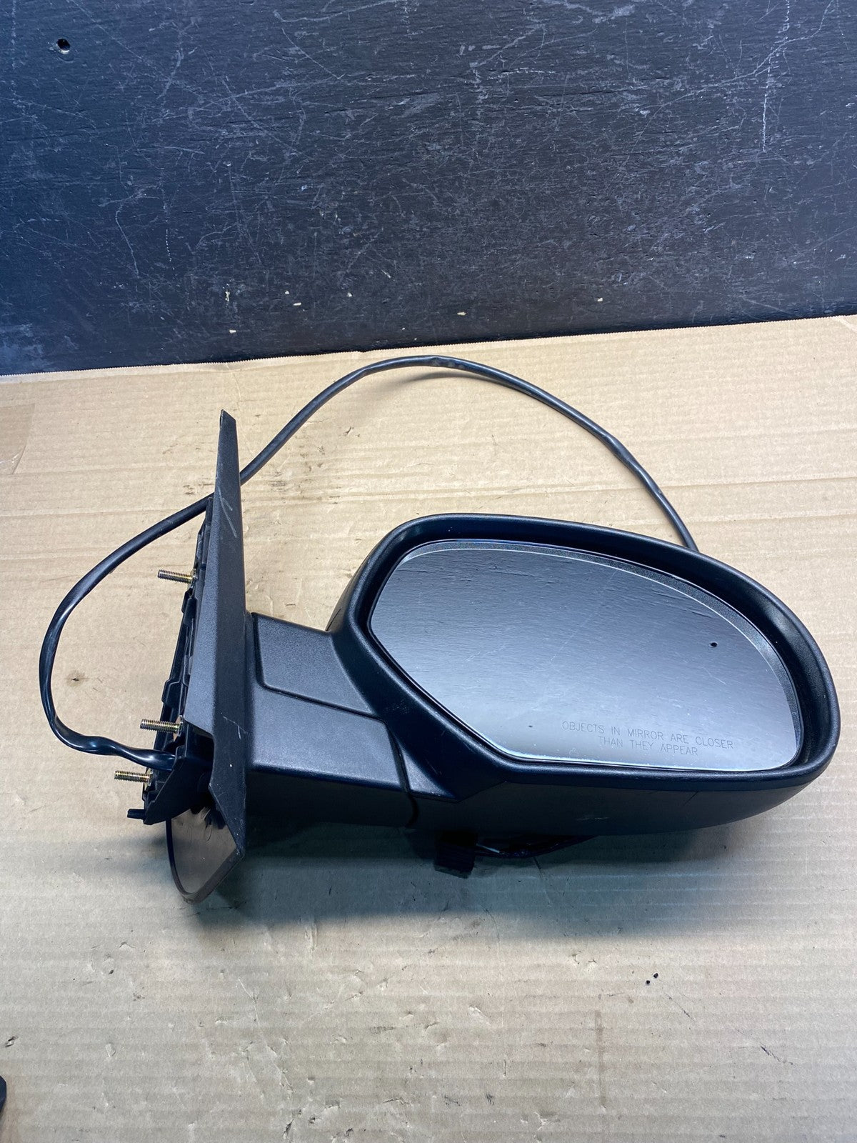 2007 - 2013 Chevrolet Silverado Sierra Right Passenger Side Mirror AF0067 DW7