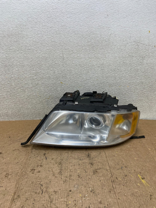 2002 to 2004 Audi A6 Left Driver LH Side Halogen Headlight OEM AA43290