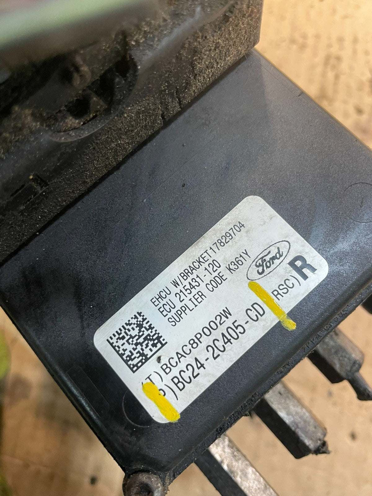 2011-2012 Ford F250 Super Duty ABS Anti Lock Brake Pump Module X1006 DG6
