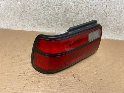 1988 - 1992 Toyota Corolla Left Driver LH Side Tail light AI0926 DW2