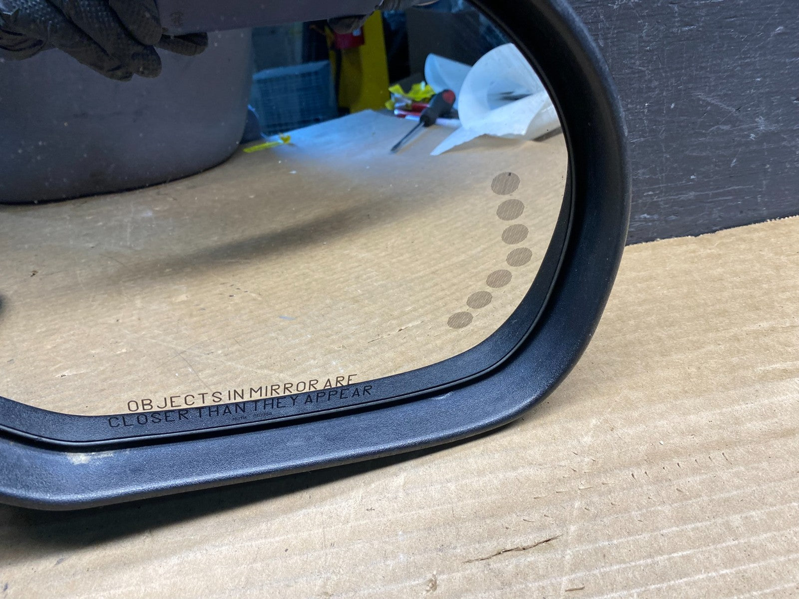 2007 to 2008 Gmc Yukon Right Passenger Turn Signal View Door Mirror AD9752 DW3