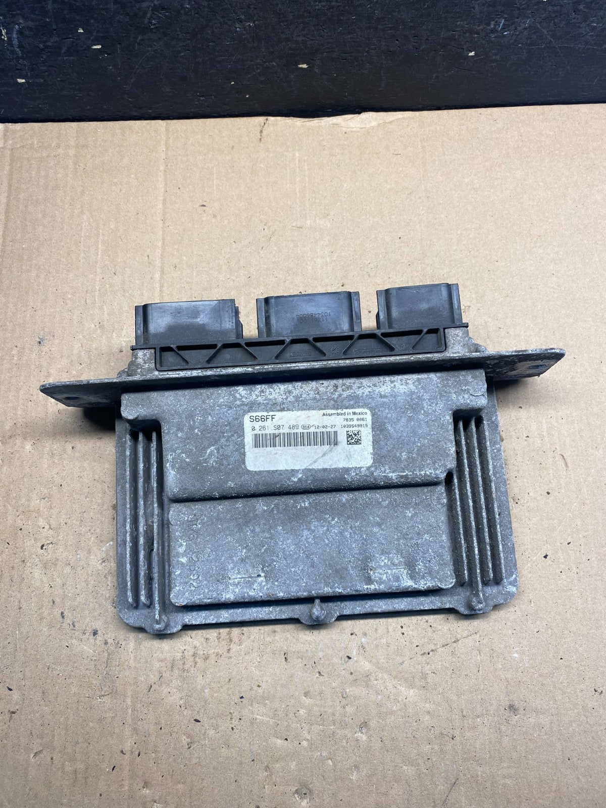 2011 to 2012 Ford E150 E250 4.6L Engine Control Module ECU ECM PCM AE7556 DW0