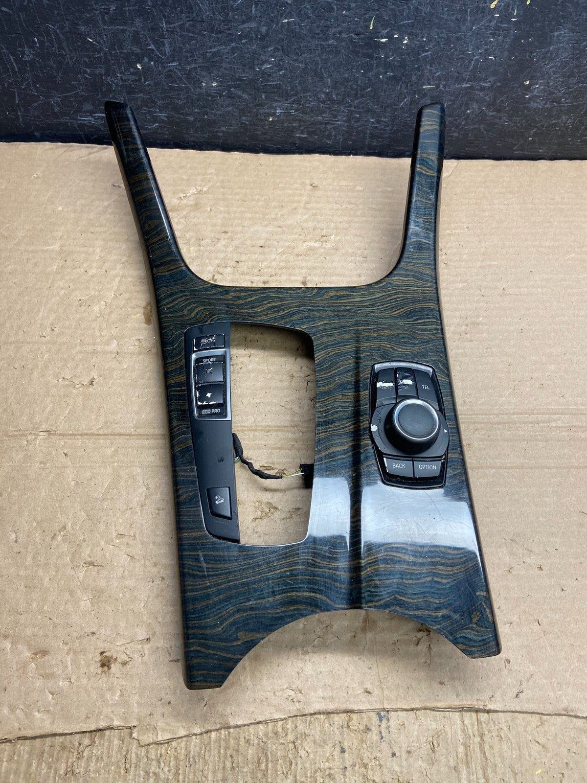 2011-2018 BMW X3 Center Console Shifter Surround Trim Bezel 9200950 AF2211 DG0