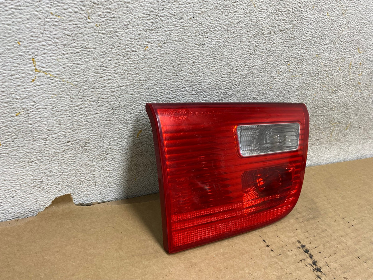 2004 2005 2006 Bmw X5 Left Driver Lh Inner Tail Light AH8056 LK1