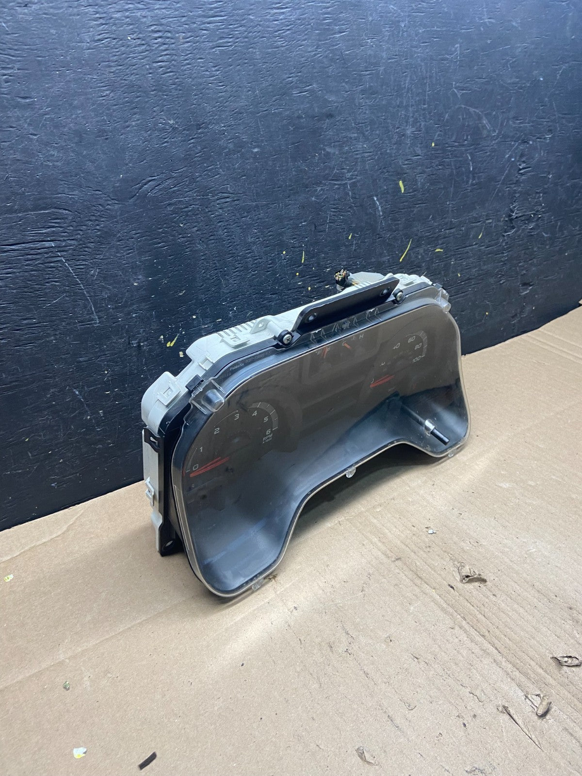 2009 to 2014 Ford E150 E250 E350 VAN Gauge Speedometer Cluster T1912 DG1