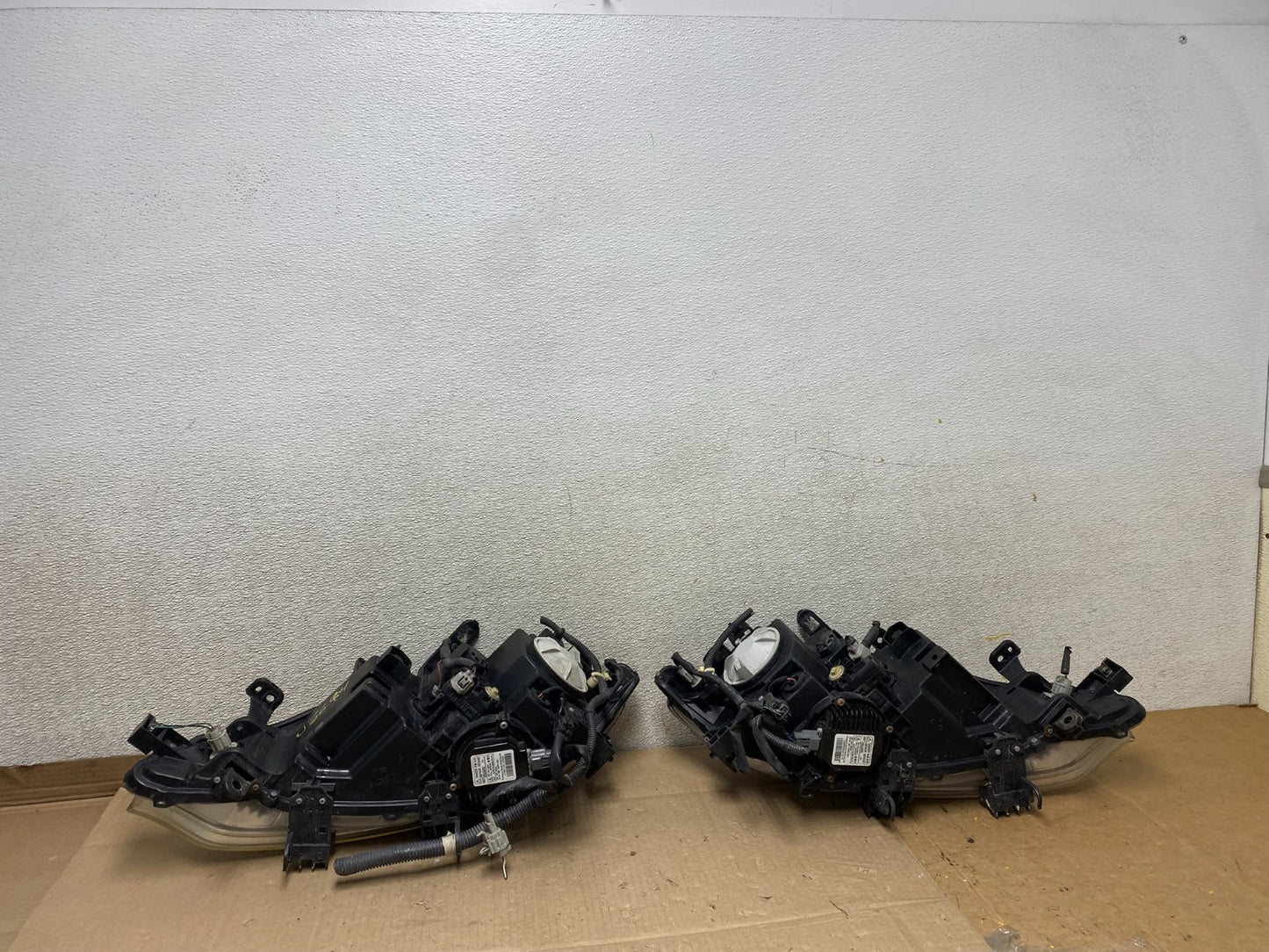 Xenon 2011 2012 2013 2014 Nissan Murano Headlights Left+Right U6694 DW11