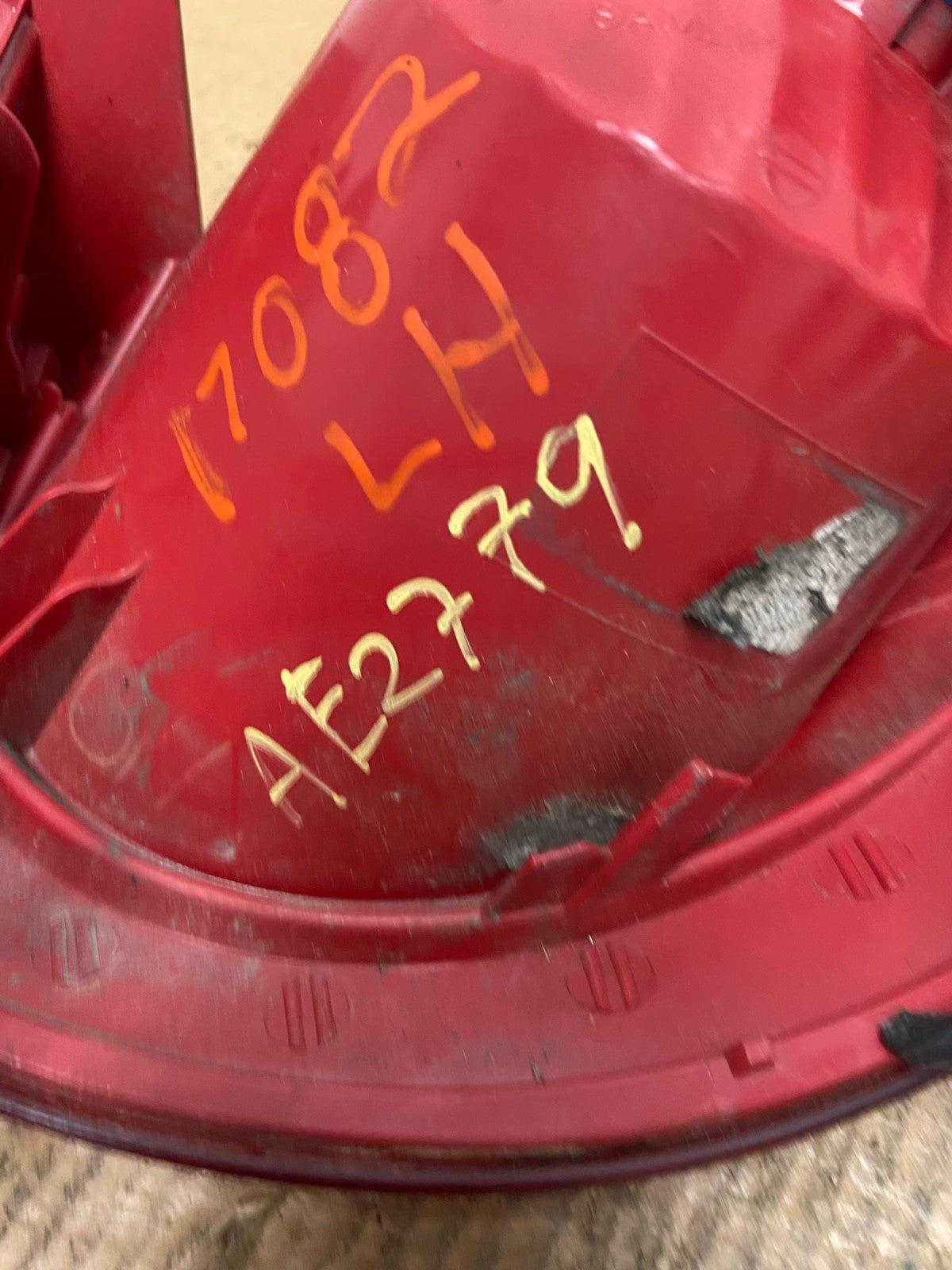 2009 2010 2011 2012 Chevrolet Traverse Left Driver LH Tail Light AE2779 LK6