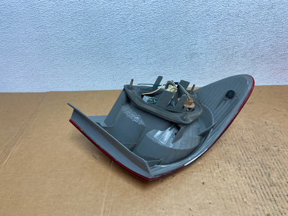 2005 - 2008 Toyota Corolla Right Passenger RH Side Tail light AE0332 LK5