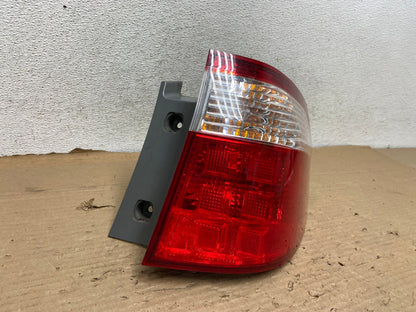 2005 2006 2007 Honda Odyssey Right Passenger RH Side Tail Light AG8336 LK1