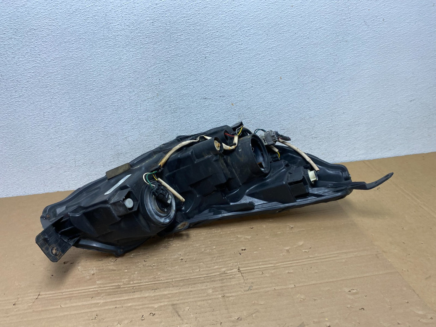 2010 2011 2012 Subaru Legacy Outback Left Driver Halogen Headlight TYC AD4262 DW5
