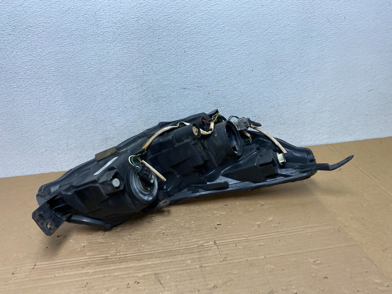 2010 2011 2012 Subaru Legacy Outback Left Driver Halogen Headlight TYC AD4262 DW5