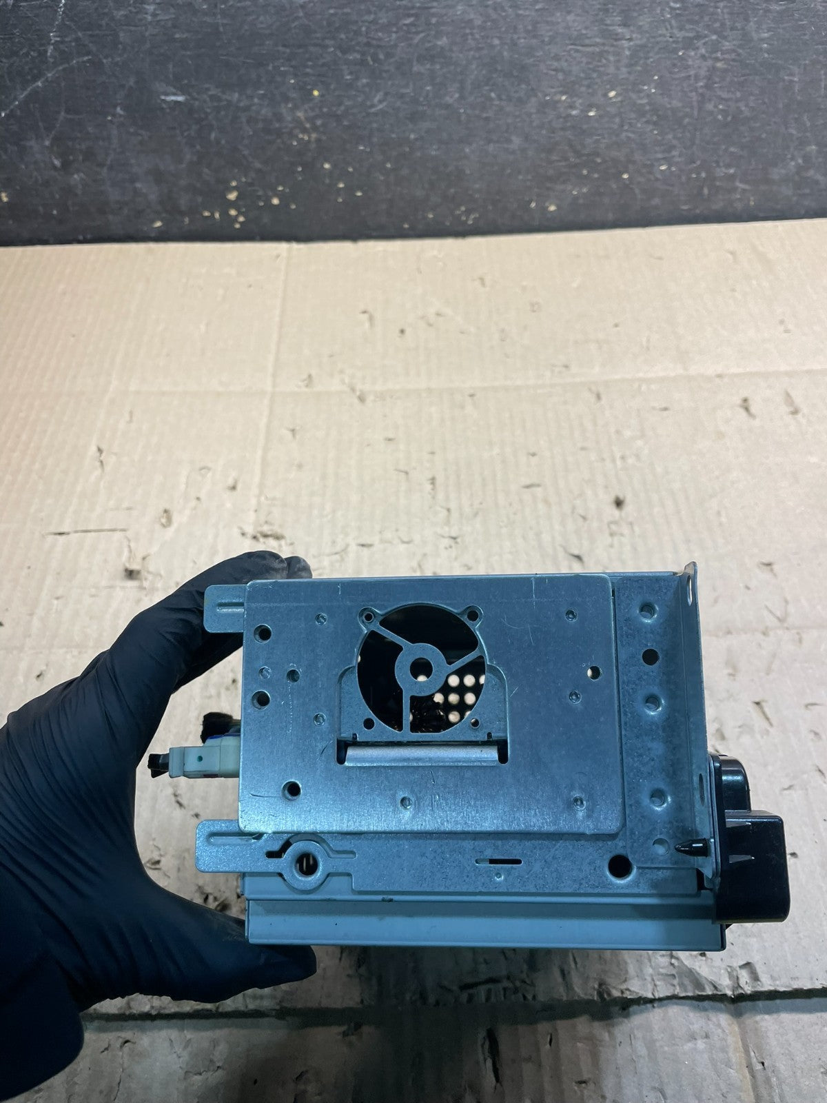 2013 - 2015 Dodge Journey Radio Info Media CD Player Unit x8489 DG3
