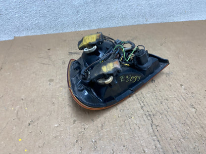 1997-1999 Saturn SL SL1 Sedan Right Passenger RH Side Tail Light OEM Z8033 DW4