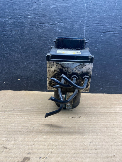 2014 Chevrolet Express 3500 van ABS Pump and Motor AD98391