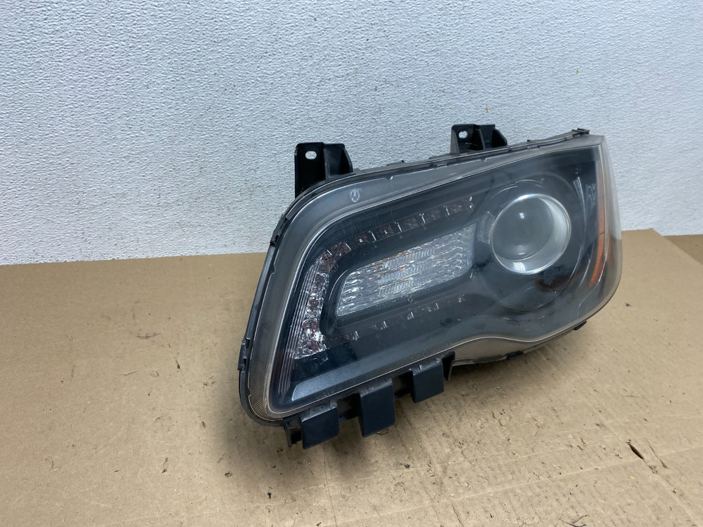 2011 to 2014 Chrysler 300 Left Driver LH Halogen Headlight AE6497 DW2