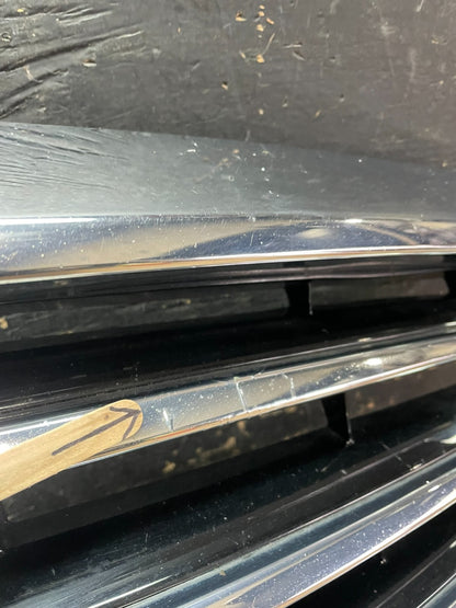 2013 2014 2015 Infiniti QX60 JX35 Oem Front Upper Camera Grill Grille Z6054 DG8