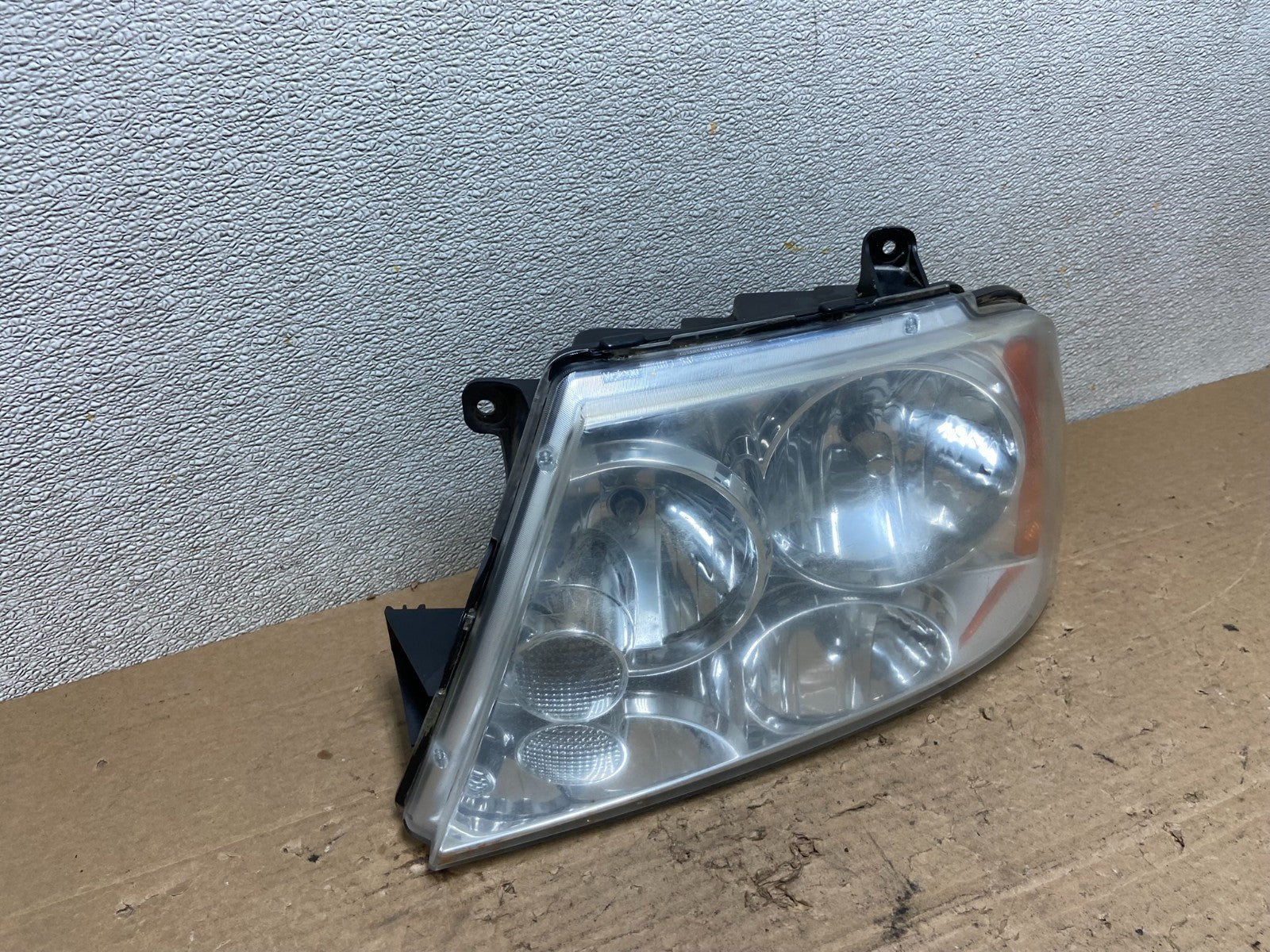 Halogen 2003-2006 Lincoln Navigator Left Driver Lh Side Headlight Oem AB4942 DW2