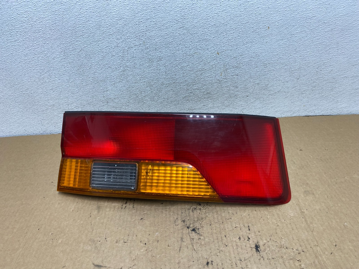 2002 2003 2004 Honda Odyssey Left Driver LH Side Tail Light Inner AG2186 DW0