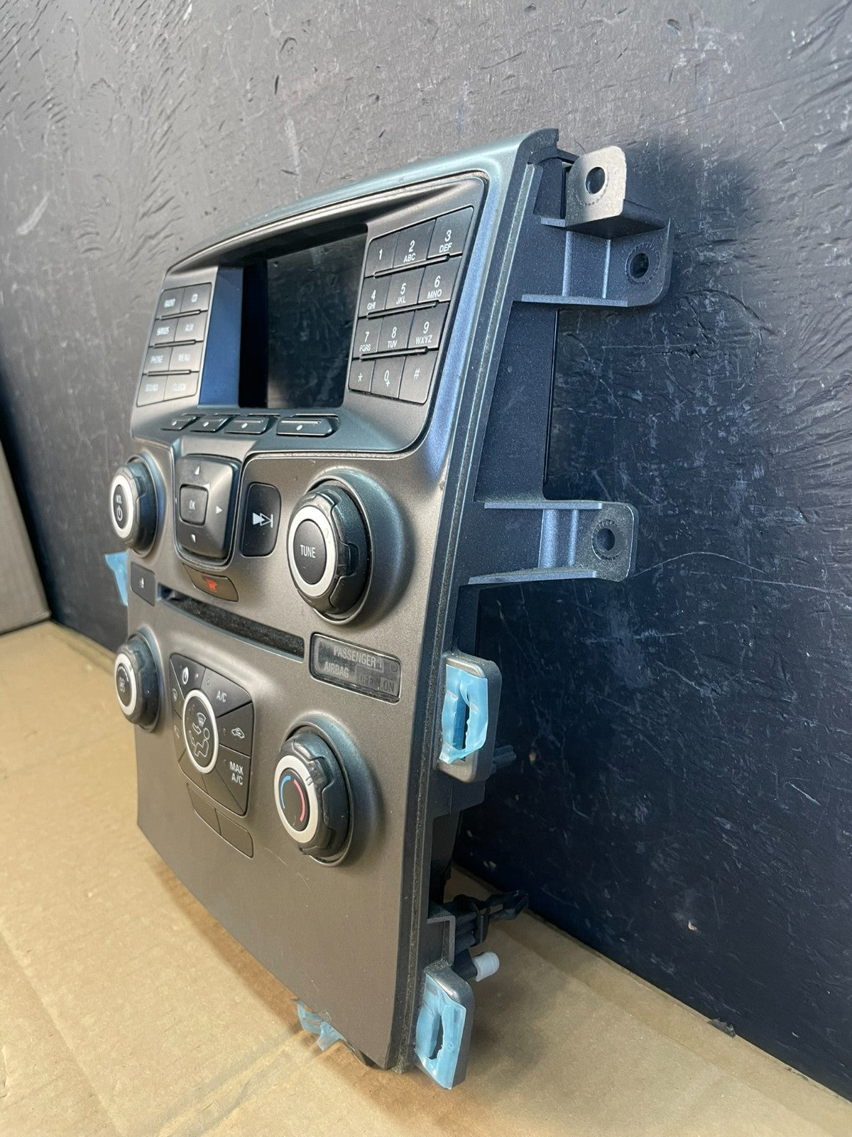2011-2014 Ford Edge Heater Climate Control Radio CD Control Dash Bezel ac5472 DG1
