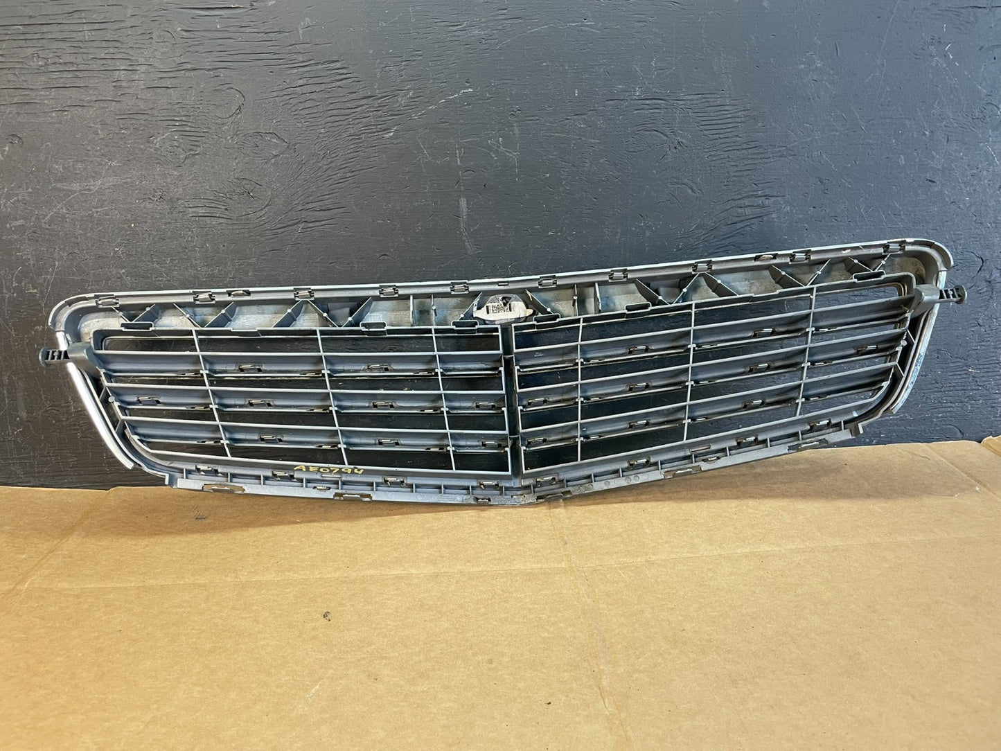 2008 to 2012 Mercedes Benz C Class Silver Front Grill A2048801483 AE07943