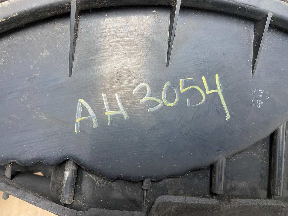 1999 2000 2001 Toyota Solara Left Driver LH Tail Light AH3054 DW7