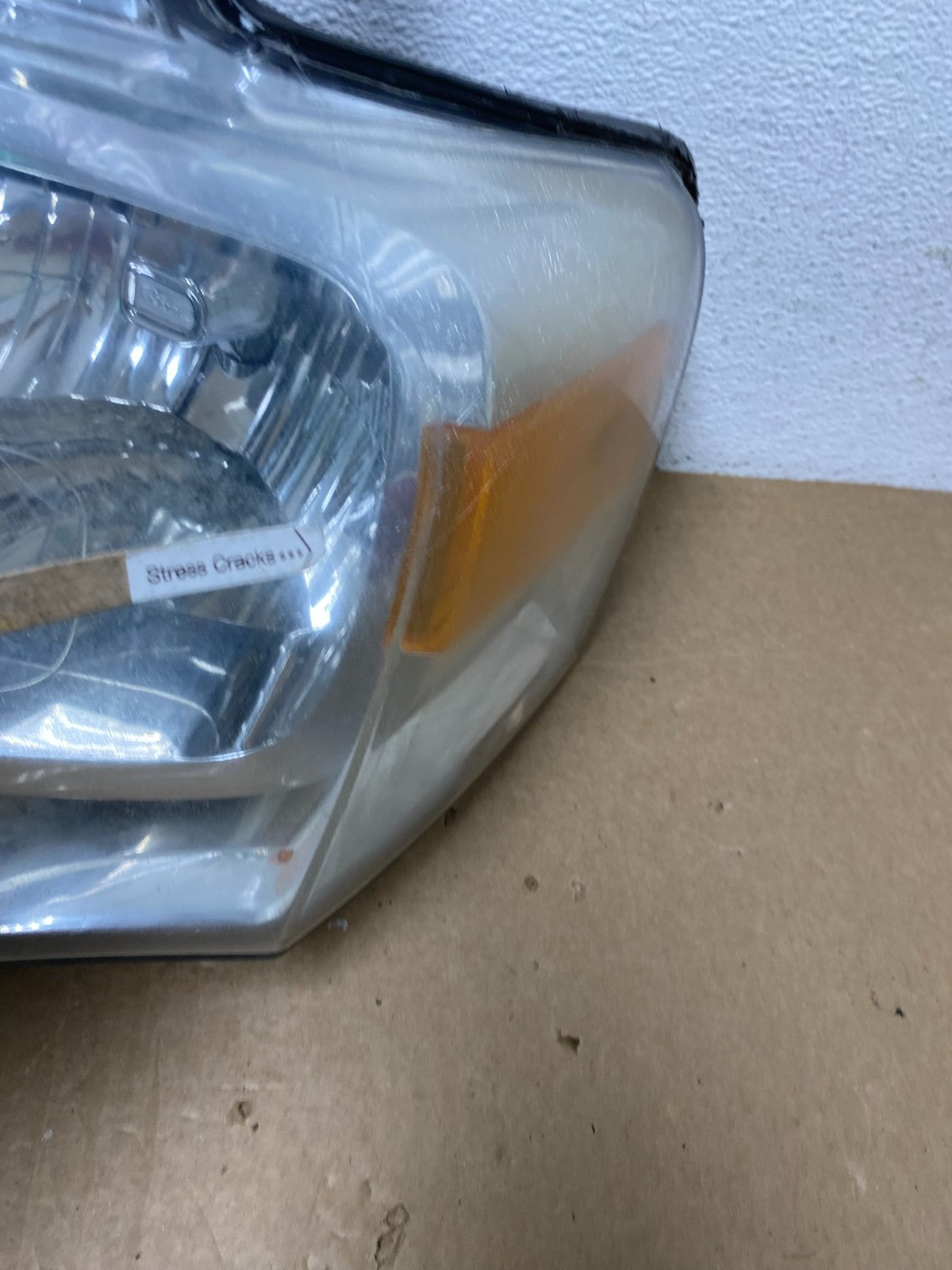 2007 - 2014 Ford Expedition Left+Right Side Headlights Halogen AG1430 DW5
