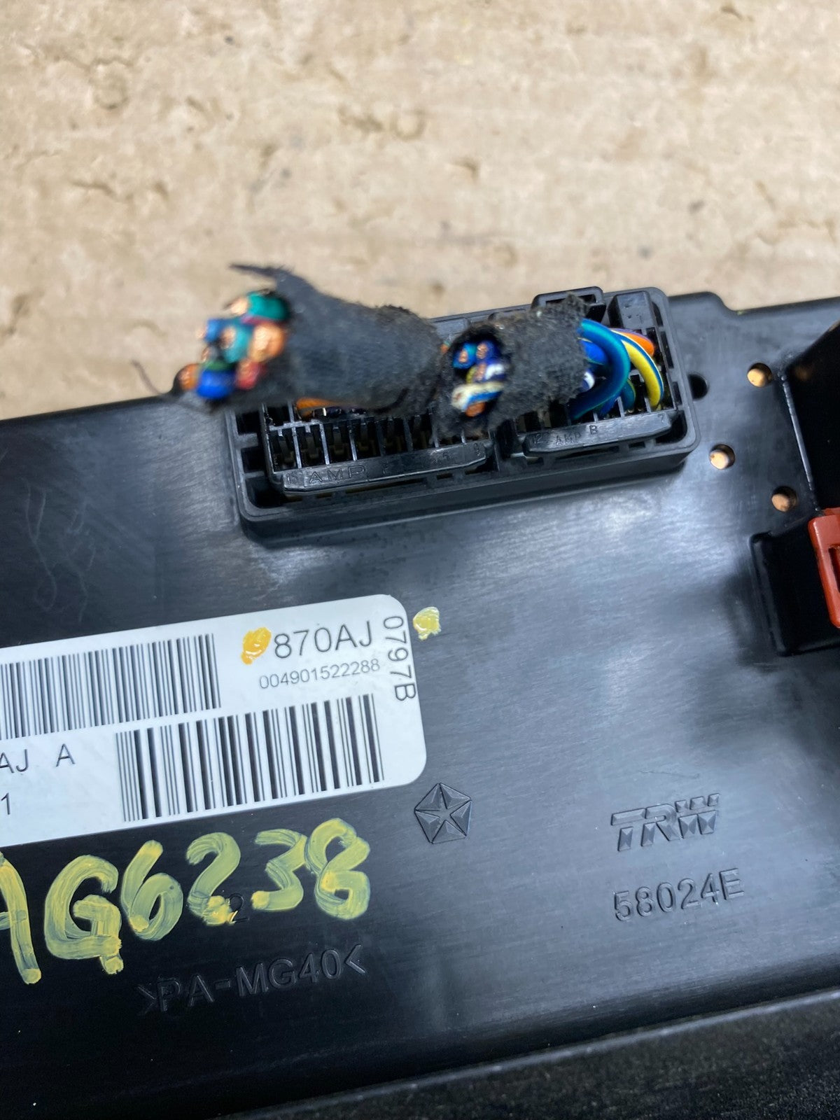 2005 to 2007 Chrysler 300 Dash Heater A/C Climate Control Radio Panel AG6238 DG6
