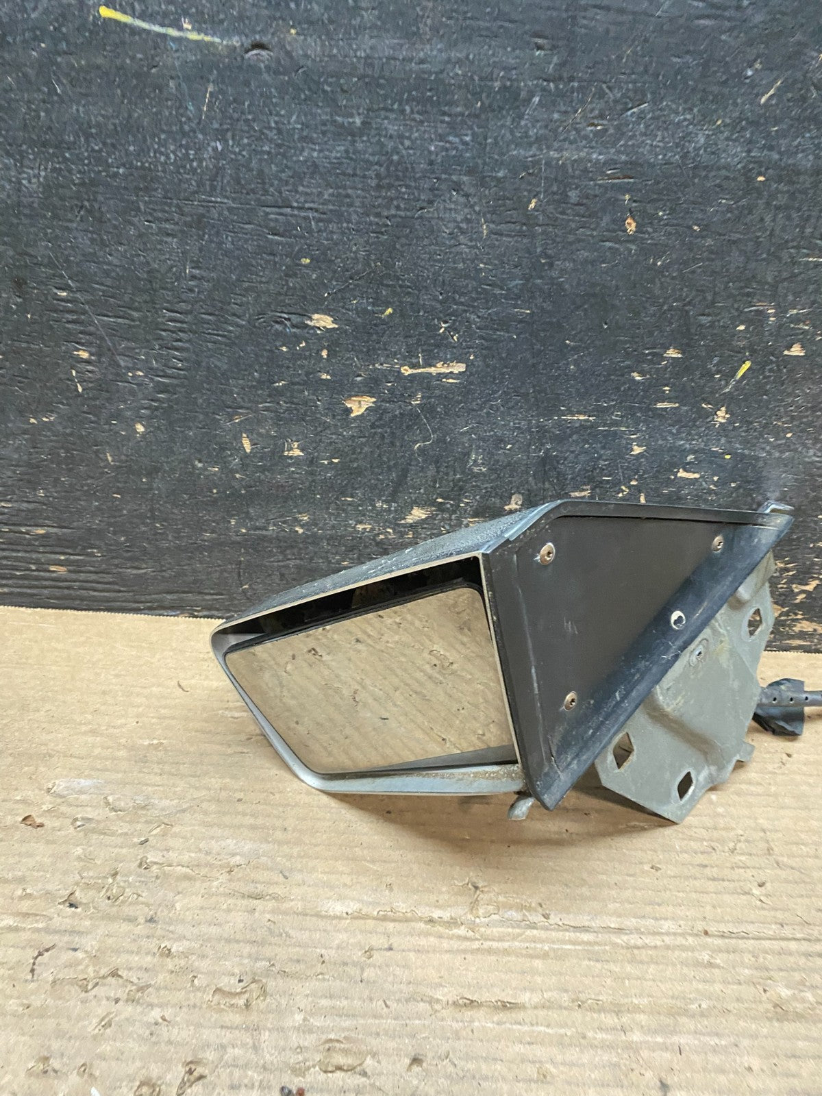 1981 to 1985 Buick Riviera Left Driver LH Side View Mirror Manual V9276 DW4