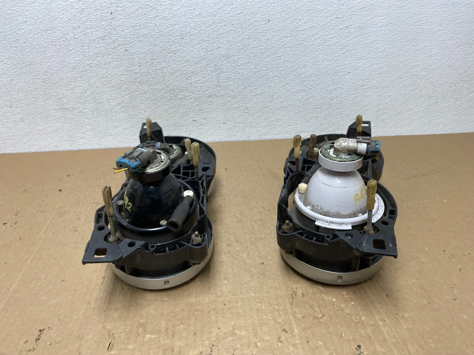 1984- to 1991 BMW 3 E30 Left+Right Set Headlights Projector Halogen AC5792 DG7