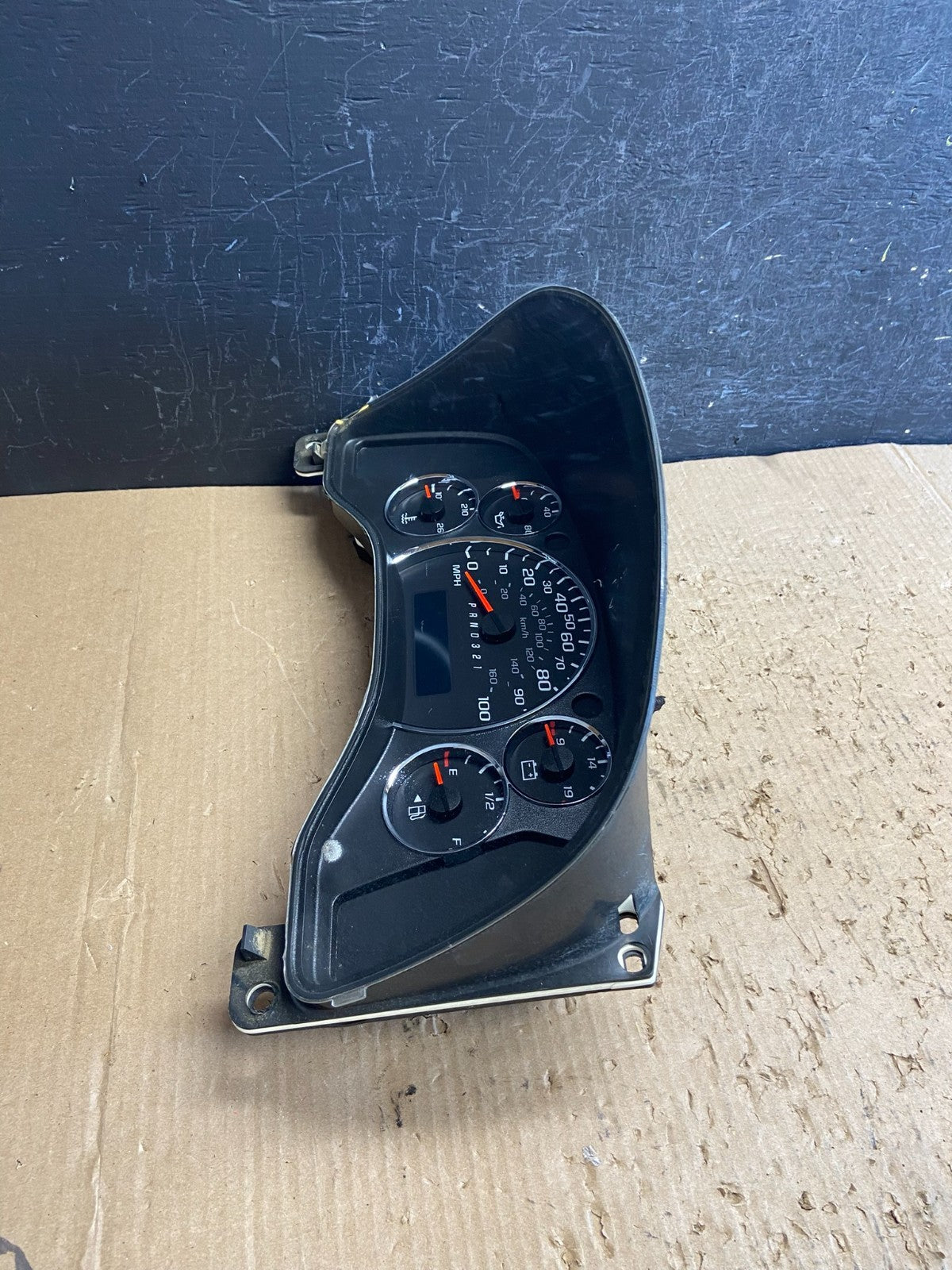 2008 2009 2010 Chevrolet Express Speedometer Cluster Gauge AF1587 DG2