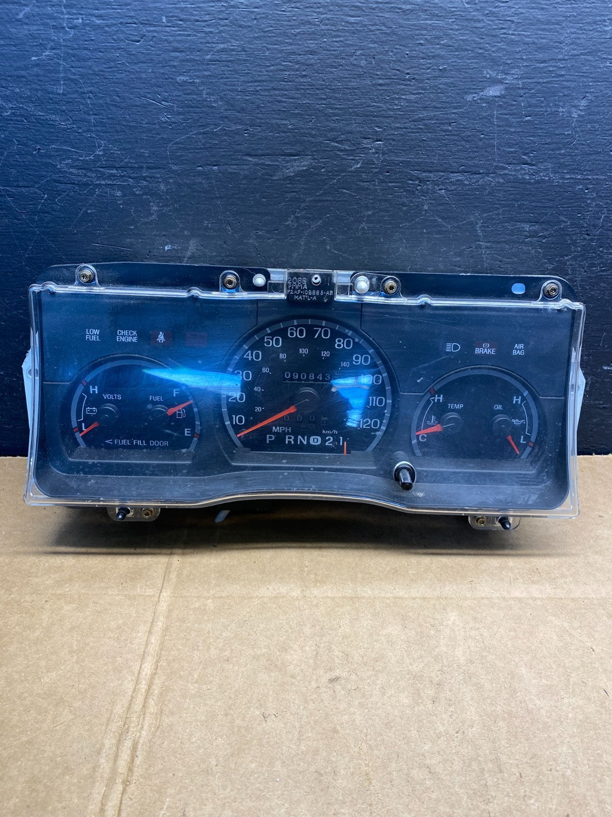 2001 to 2005 Mercury Grand Marquis Speedometer Cluster Gauge ad3691 DG0