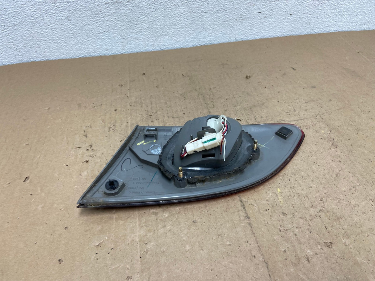 1998-2000 Toyota Corolla Left Driver LH Side Inner Tail light AC5917 LK4