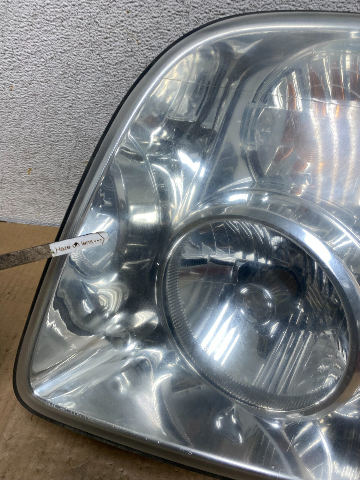 2007-2014 GMC Yukon Halogen Headlight Left Driver LH Side AD8902 DW4
