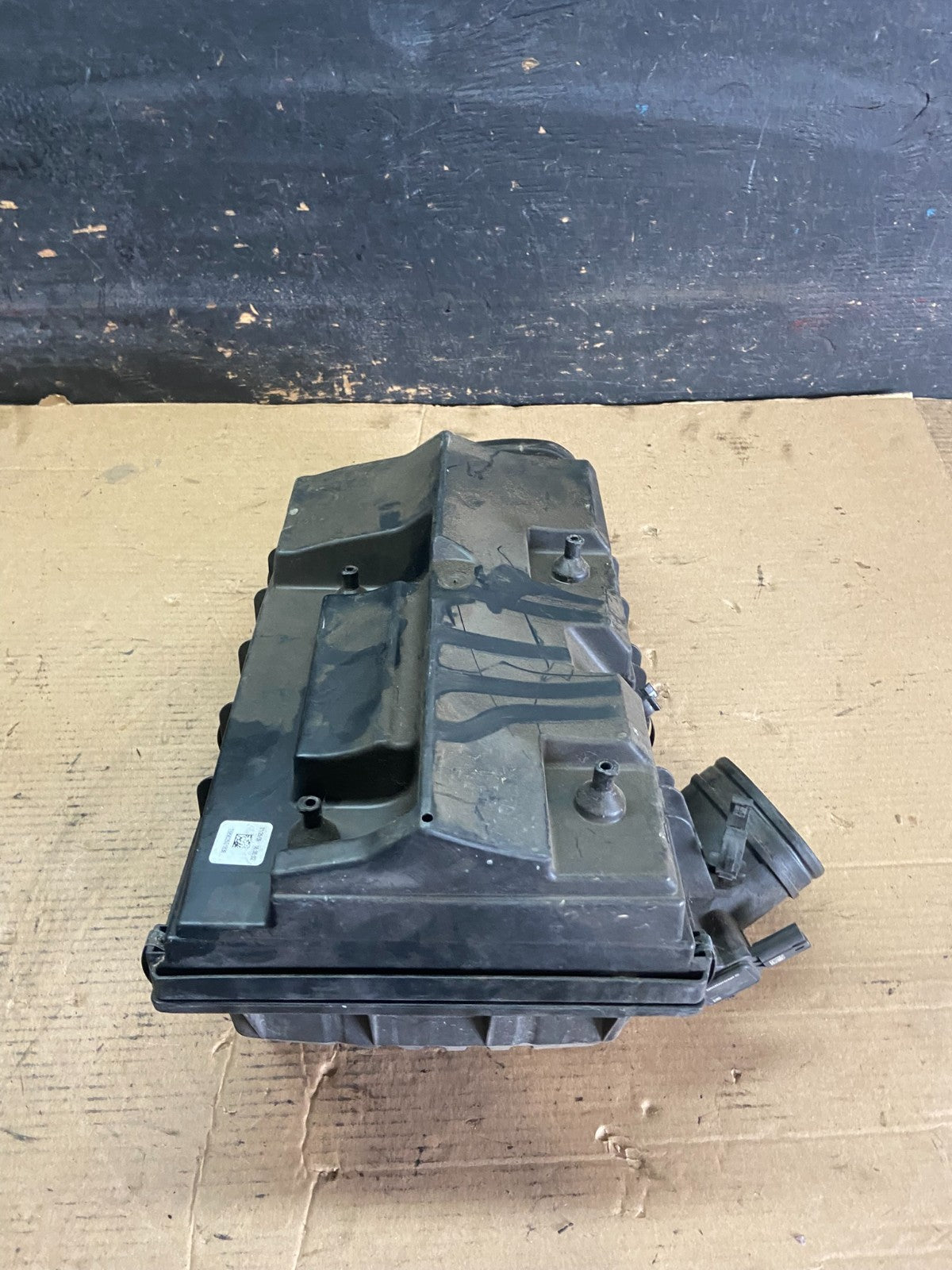 2007 to 2010 BMW X5 Air Intake Cleaner Filter Housing Box OEM R2086 DG4