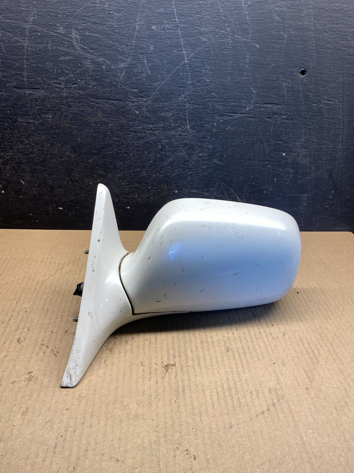 1997 to 2001 Lexus ES300 Left Driver LH View Door Mirror AH4519 DW0