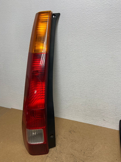 2002 2003 2004 Honda Crv Cr-v Left Driver Lh Tail Light Oem AC3259 LK1