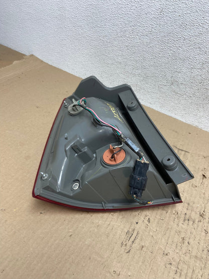 2010 2011 2012 Kia Sorento Right Passenger RH Side Tail Light AF5986 LK5