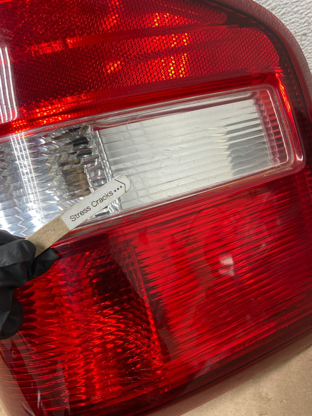 2004 to 2008 Ford F150 Flareside Right Passenger RH Side Tail Light AG4722 GD4