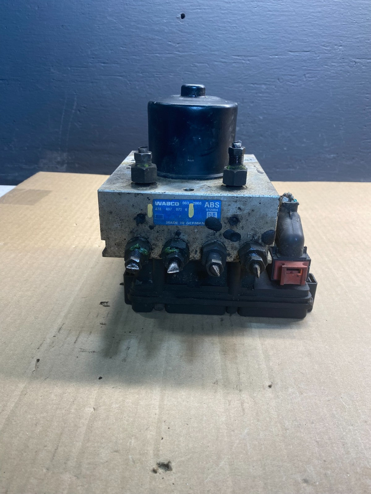 Wabco ABS Hydraulic ABS Pump With Module P/N 4784070720 AC0443 DG2