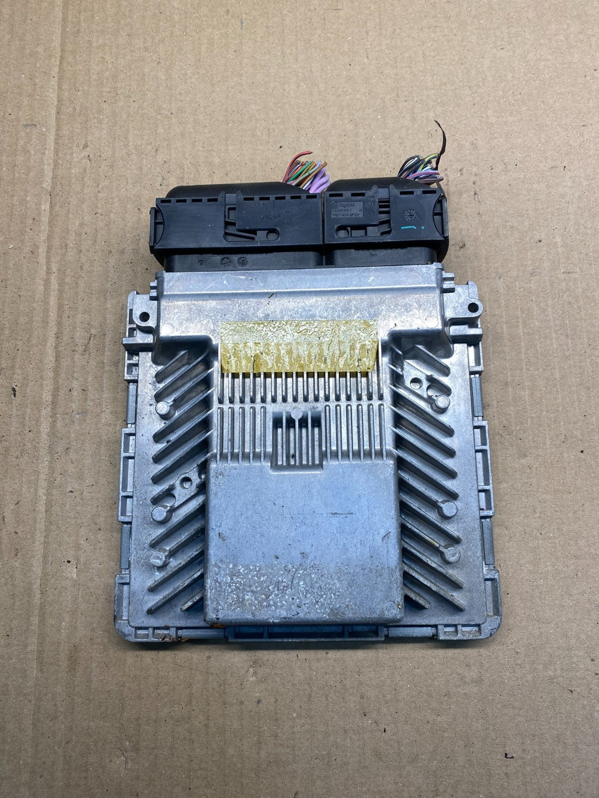 2009 to 2010 Audi A4 2.0L Engine Computer Ecu Pcm Ecm Pcu AG9452 DW1